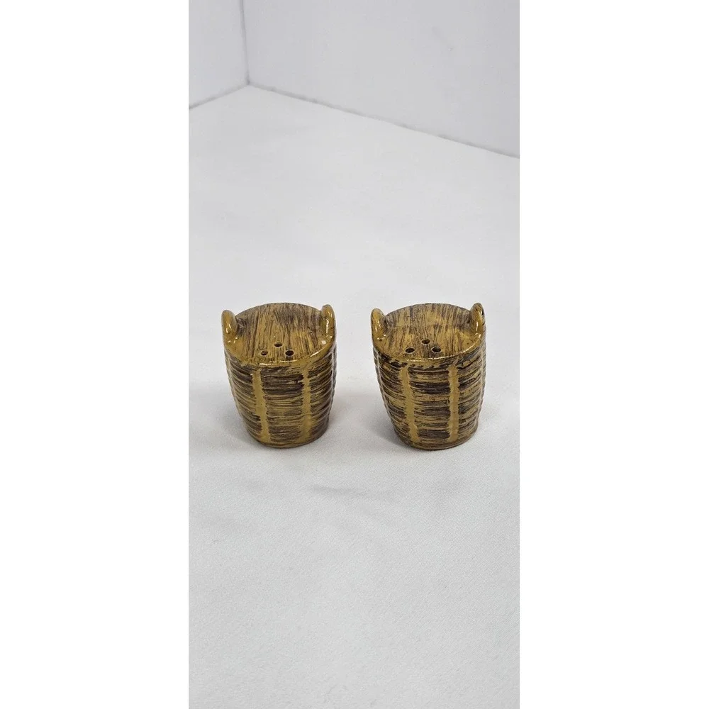 Vintage Japan Salt Pepper‎ Shakers Basket Weave Brown Ceramic Set Rustic